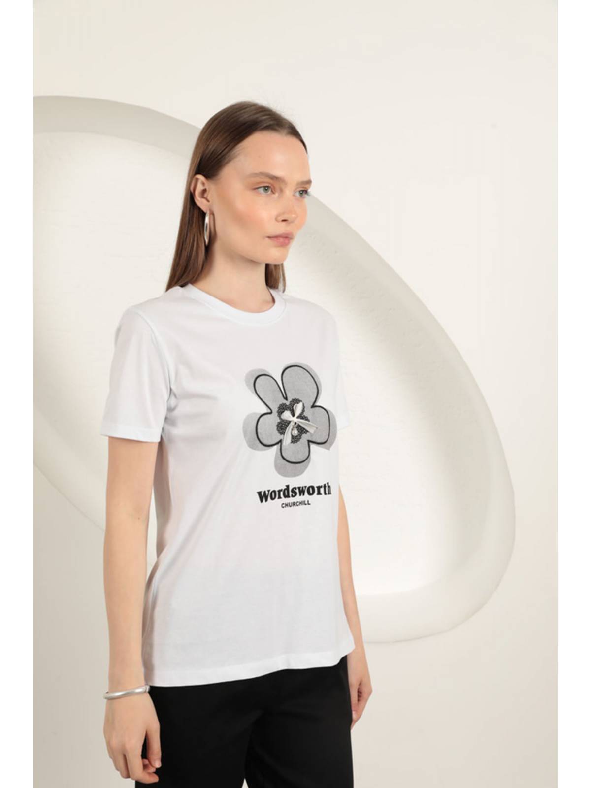 Süprem Kumaş Fiyonk Baskılı Tişört-Beyaz