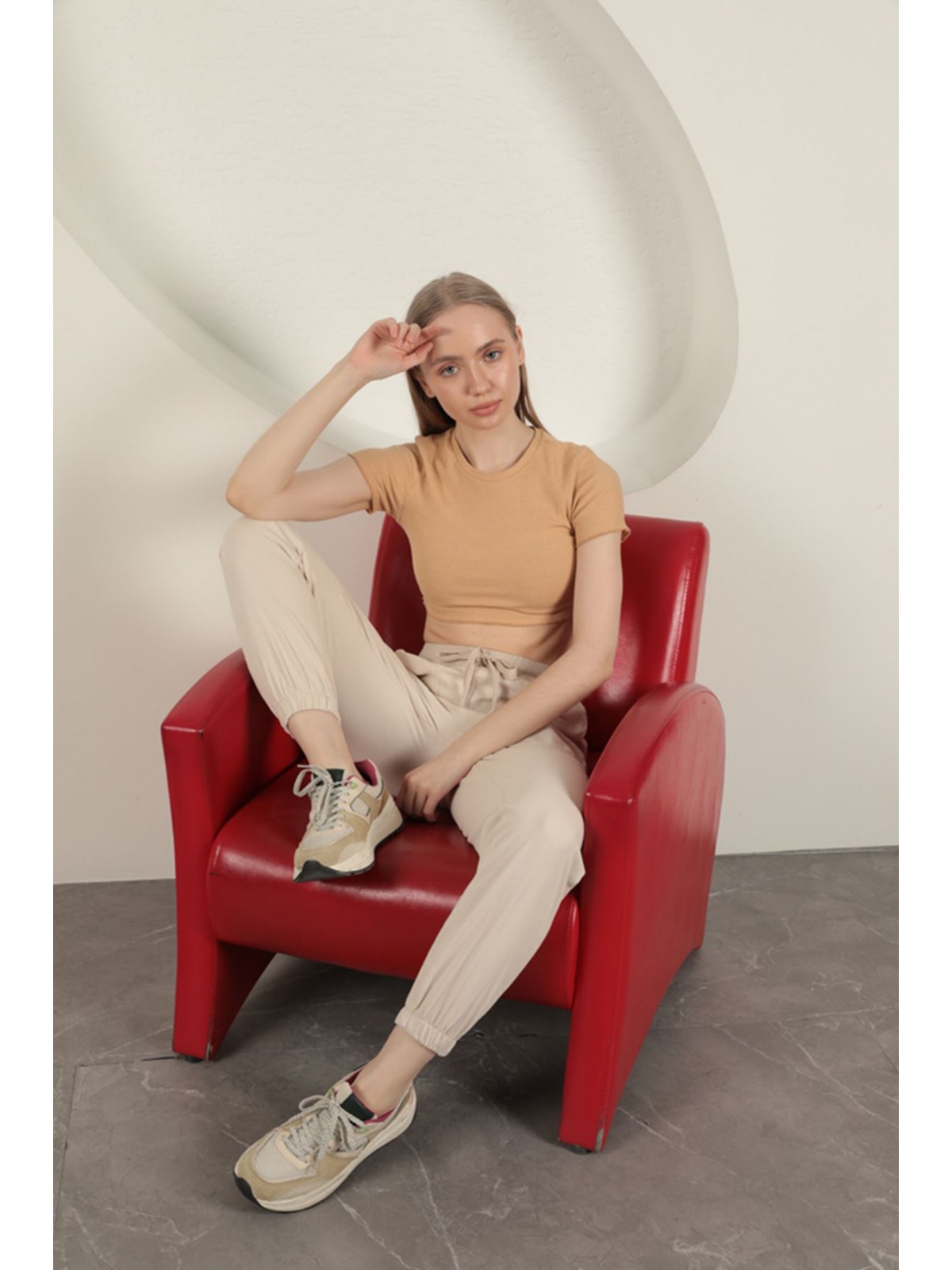 Gabardin Kumaş Paçası Lastikli Kadın Pantolon-Taş