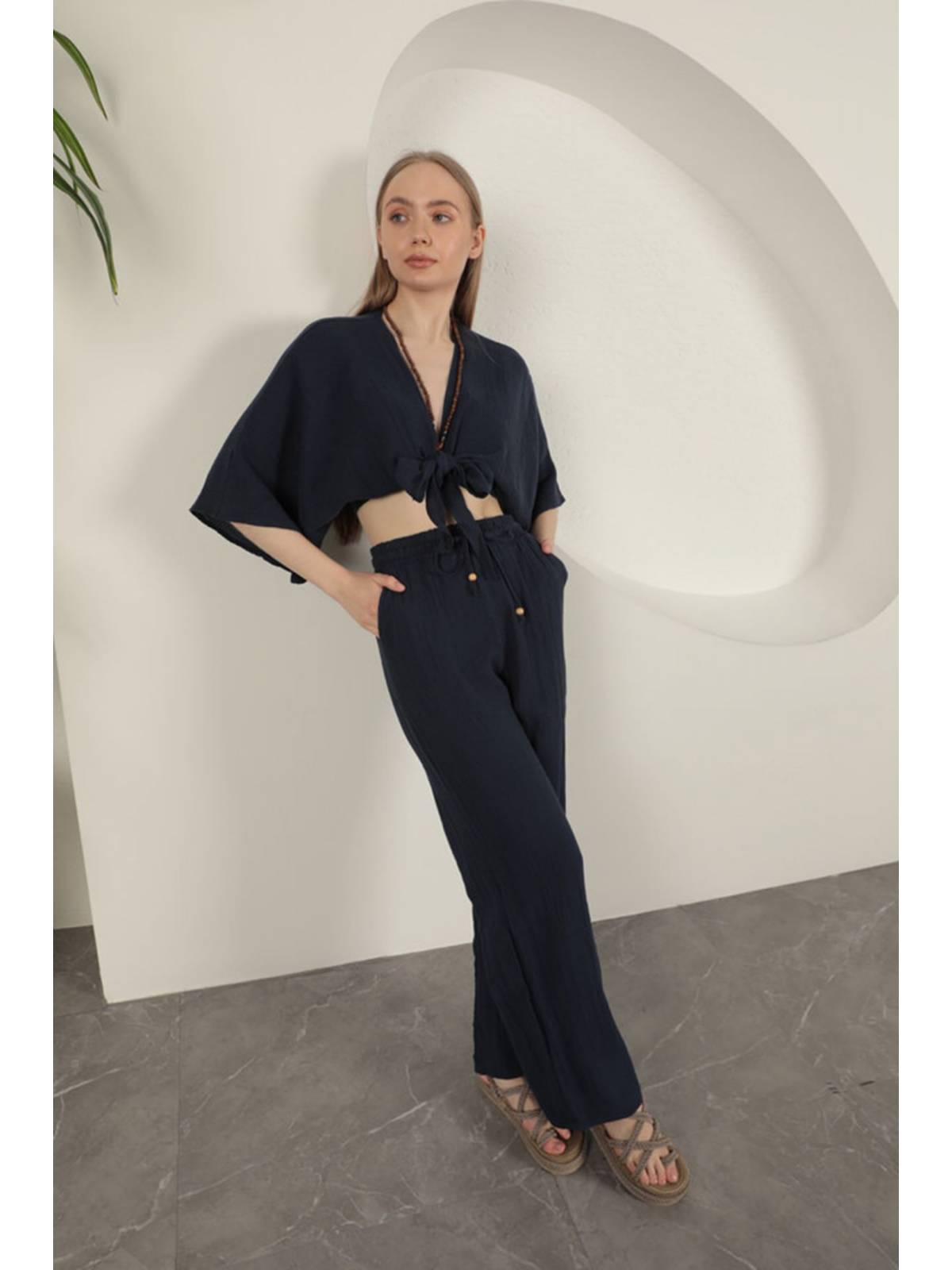 Müslin Kumaş Bol Paça Kadın Pantolon-Lacivert