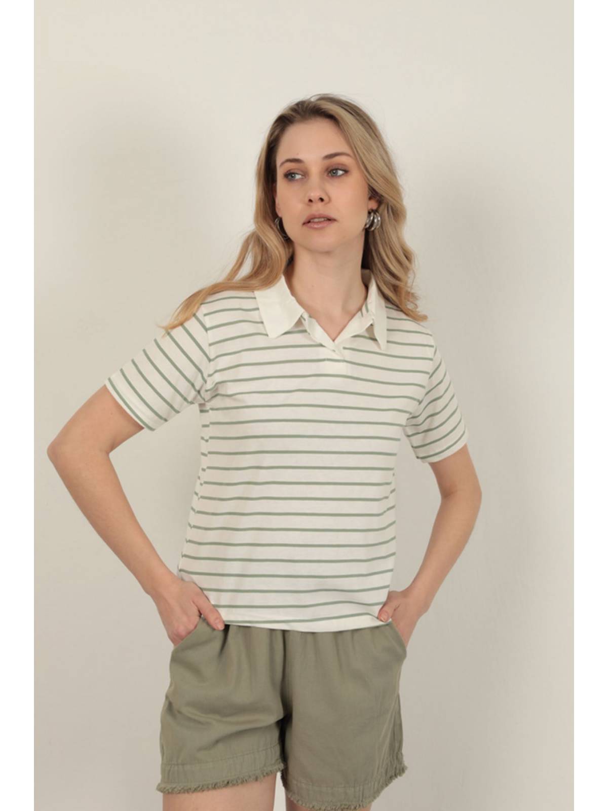 Süprem Kumaş Çizgili Kadın Tişört-Yeşil