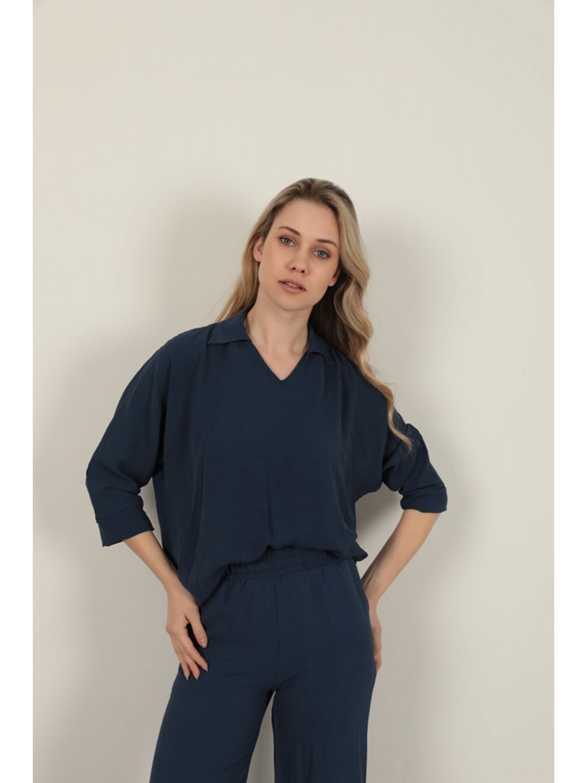 Aerobin Kumaş V Gömlek Yaka Kadın Gömlek-Lacivert