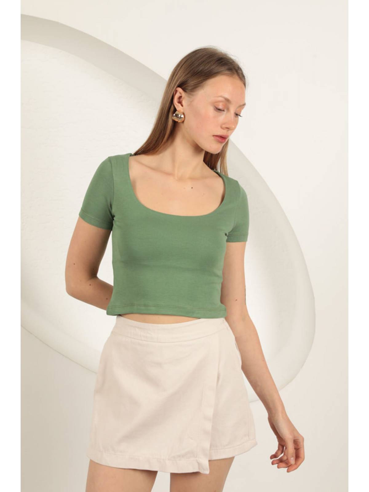 Çilek Viskon Kumaş U Yaka Bluz-Haki