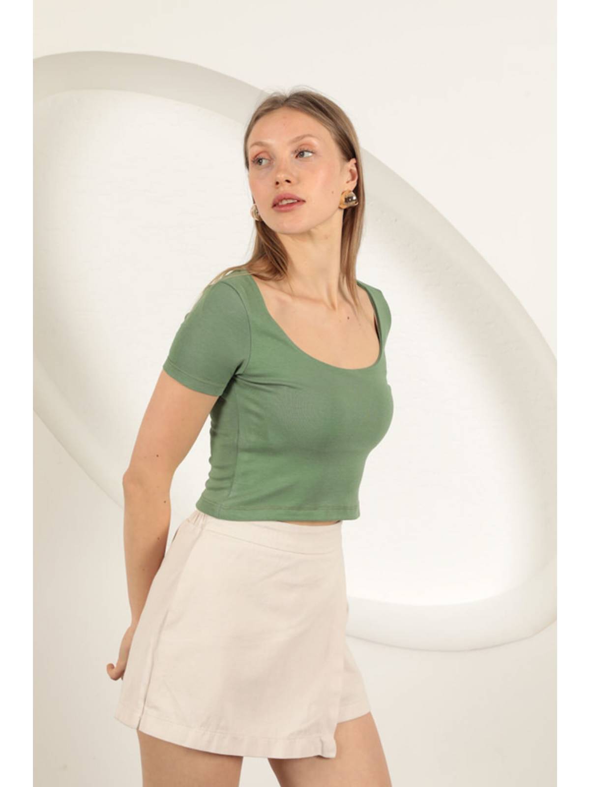 Çilek Viskon Kumaş U Yaka Bluz-Haki