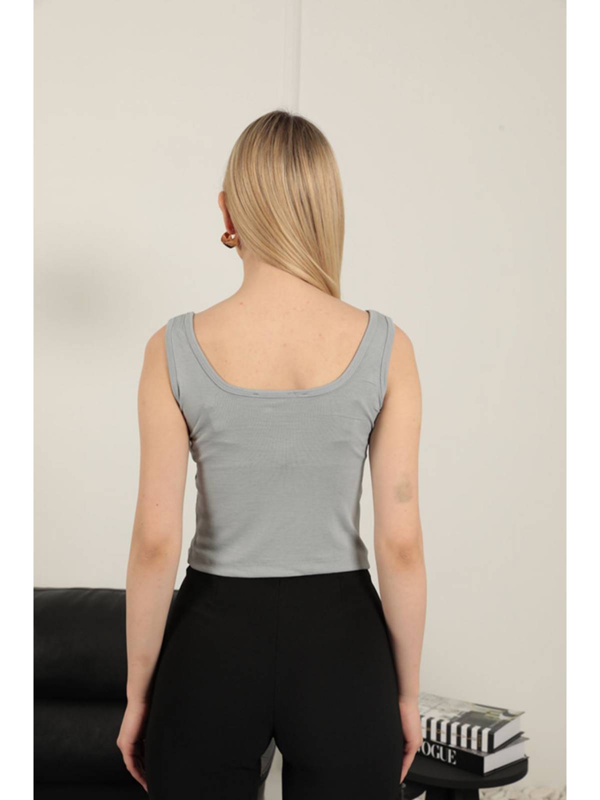 Çilek Viskon Kumaş Askılı Crop-Gri