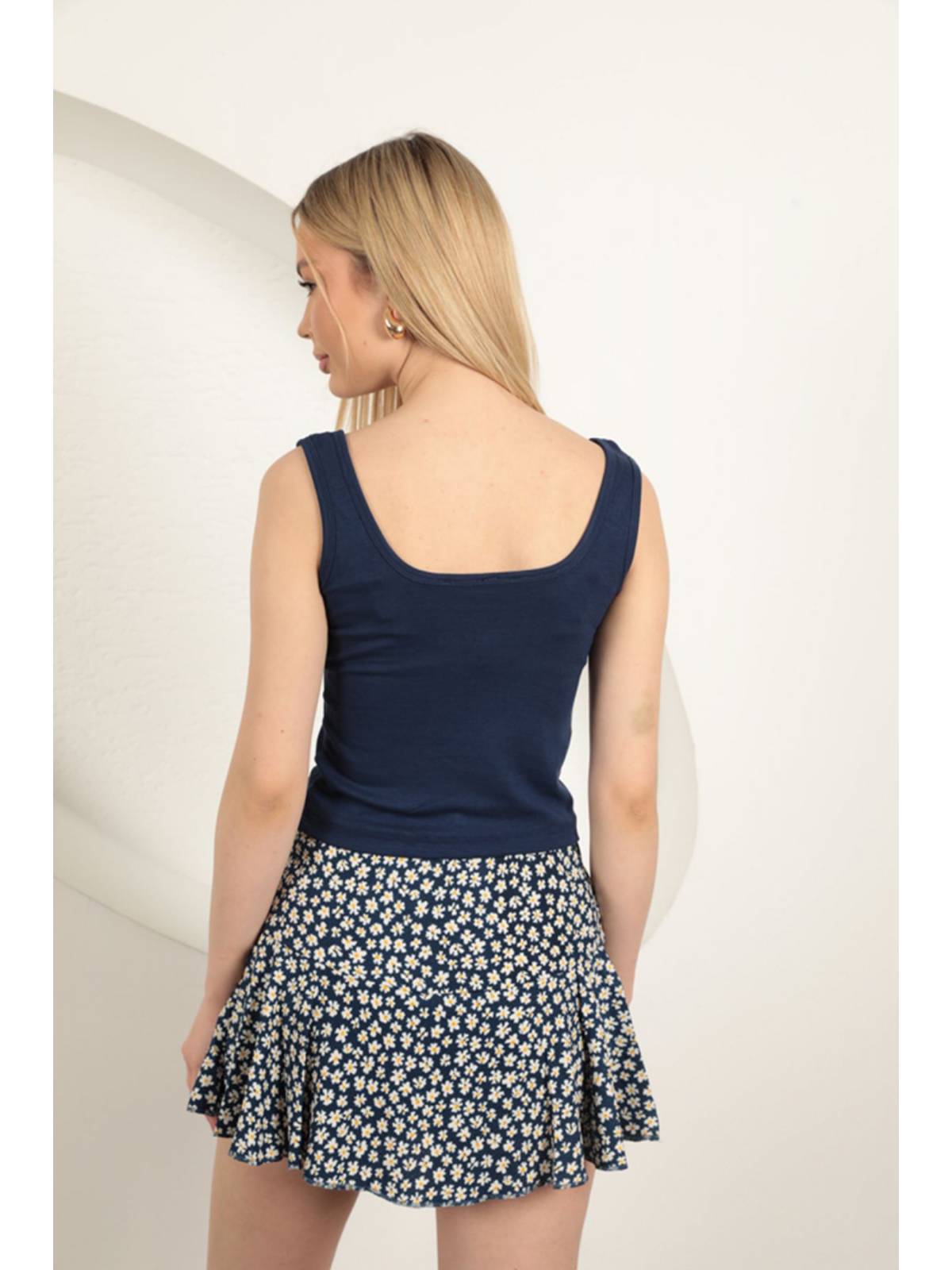 Çilek Viskon Kumaş Askılı Crop-Lacivert