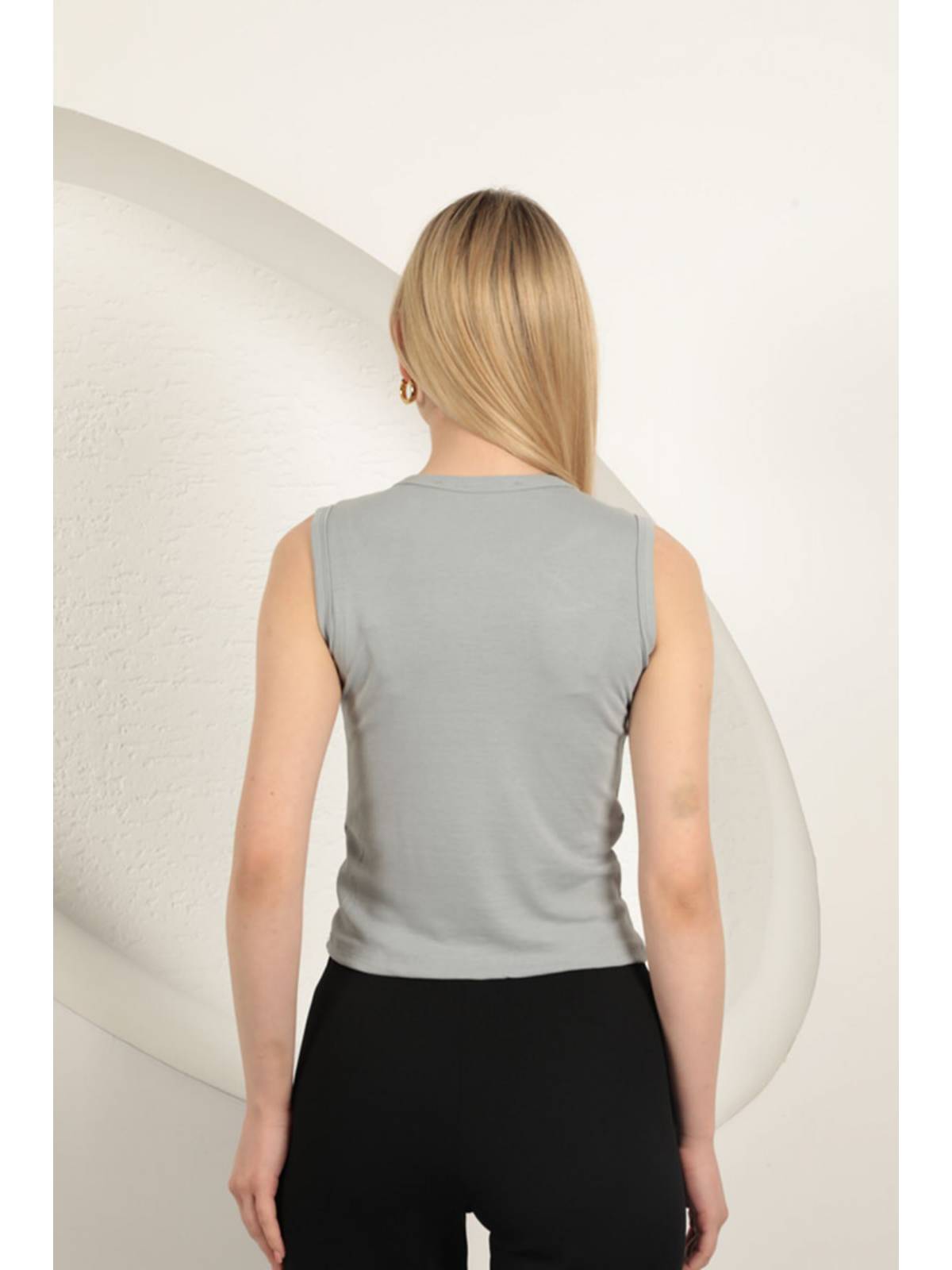 Çilek Viskon Kumaş Basic Bluz-Gri