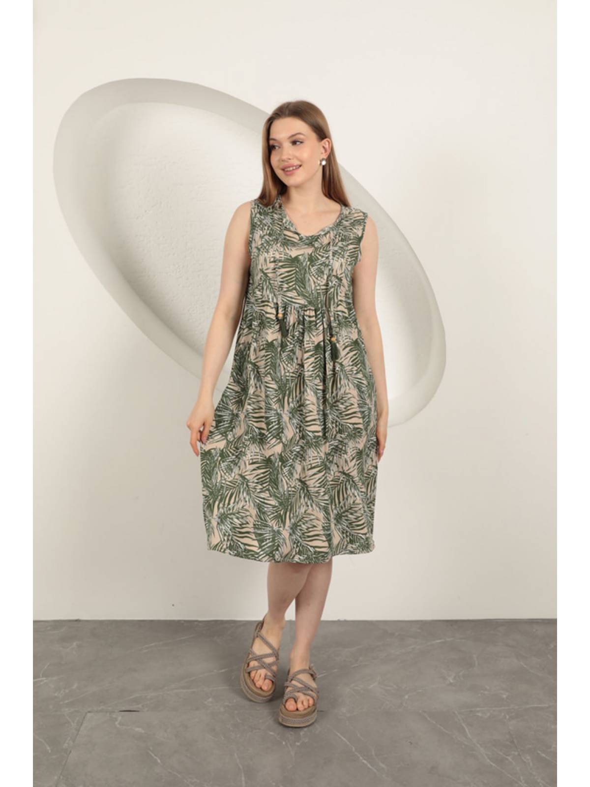 Viskon Kumaş Palmiye Desen Elbise-Yeşil