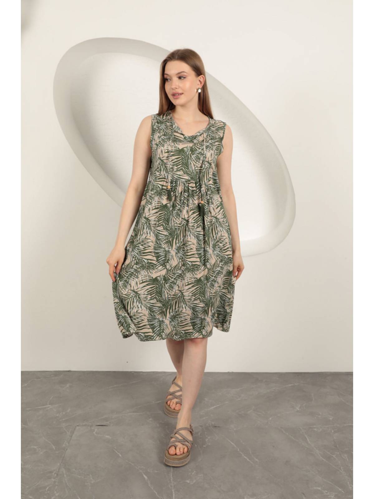 Viskon Kumaş Palmiye Desen Elbise-Yeşil