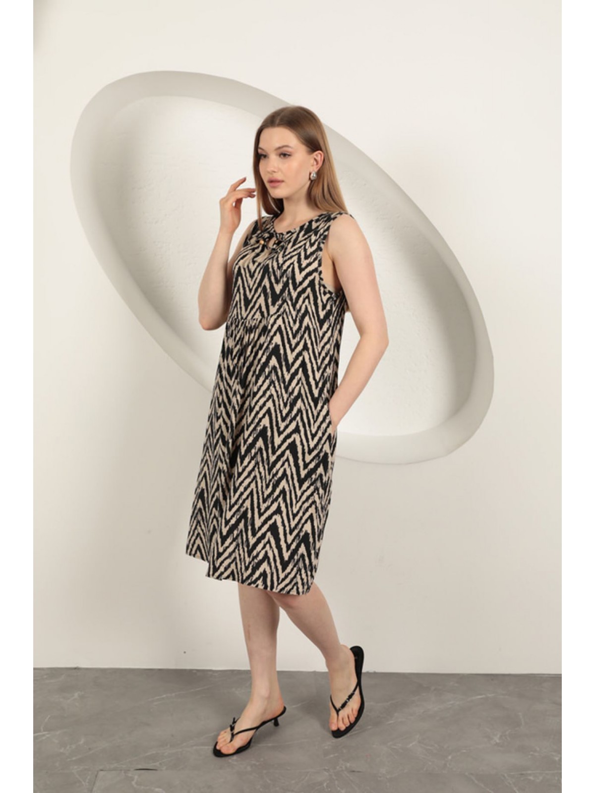 Viskon Kumaş Çizgili Elbise-Bej