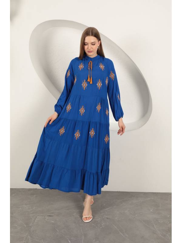 Viskon Kumaş Çıtır Nakışlı Elbise-Saks