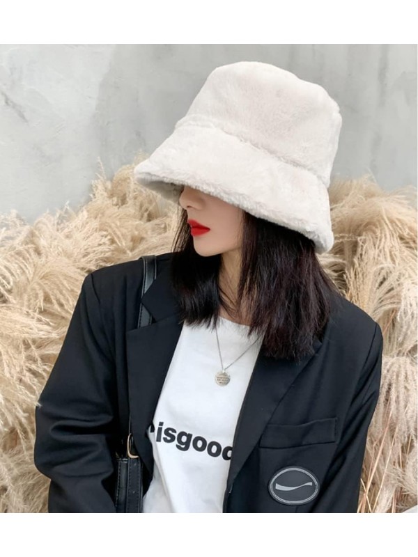 14628 Mango Model Beyaz Peluş Kalpak Şapka