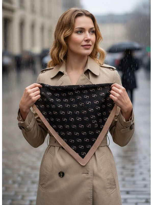 15321-1 G Logolu Siyah Pliseli Bandana Fular