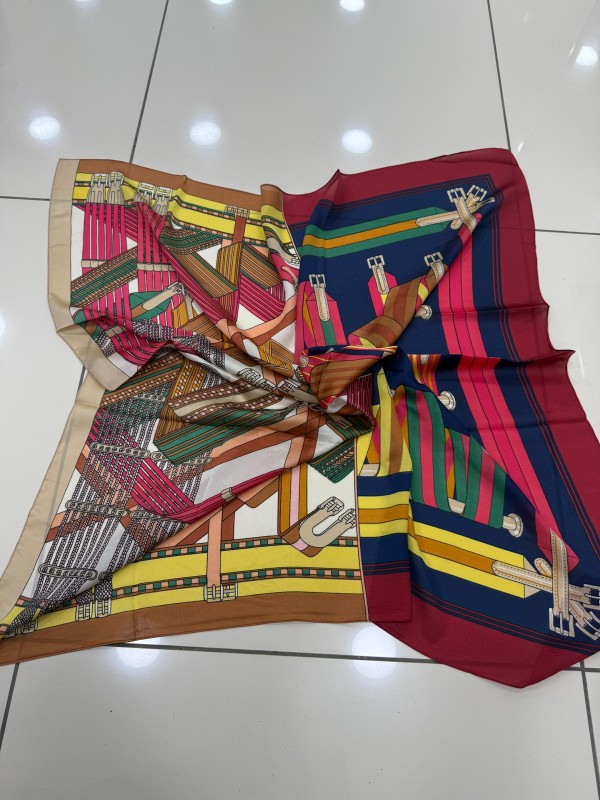 14925 Kemer Desenli Bordo Bandana Fular 90x90 cm