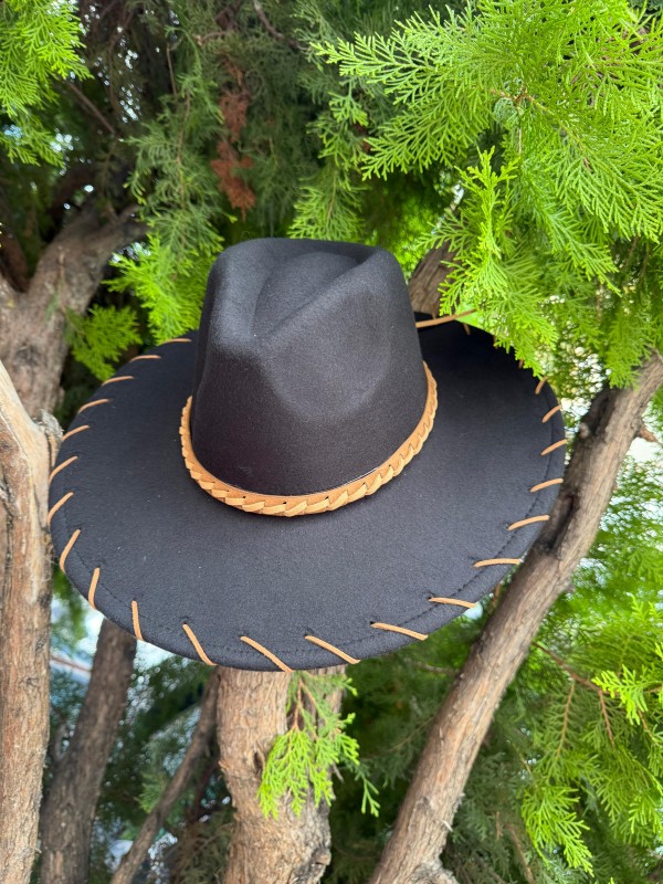 14900 Süet Kenar İpli Deri Aksesuarlı Siyah Fötr Şapka