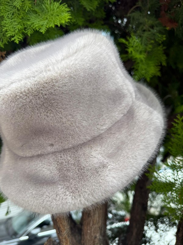 14817 Gri Peluş Bucket Şapka