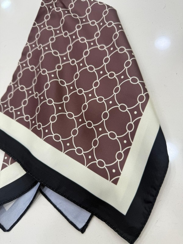 15359 Zincir Desenli Siyah Bandana Fular