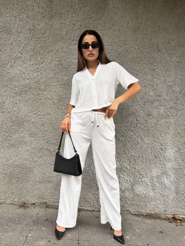 Krepon Kumaş Gömlekli Bol Paça Takım -Beyaz