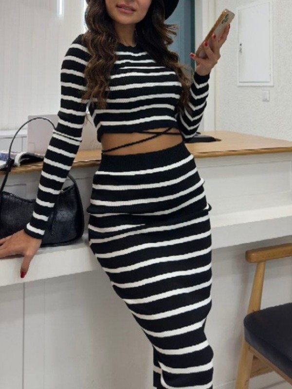 İp Detaylı Etekli İkili Triko Takım -Siyah