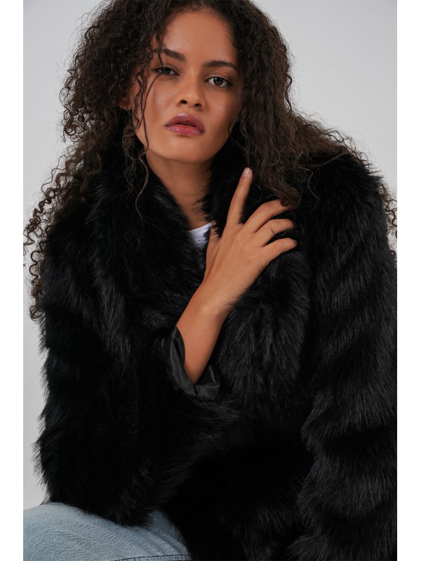 Kadın Kemerli Oversize Kürklü Kaban 9156 - Siyah